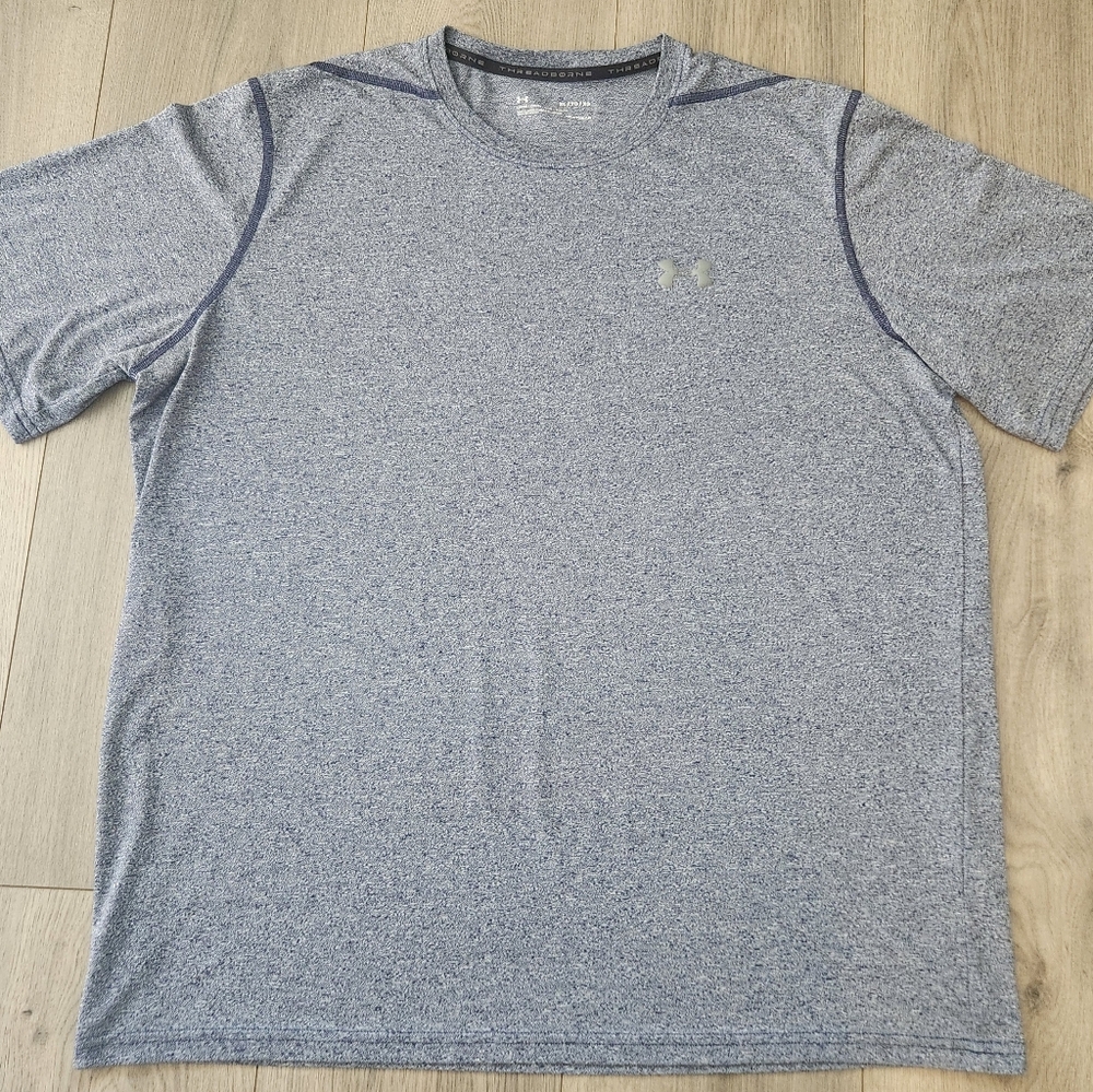 Under Armour Heat Gear Athletic T Shirt Size XL